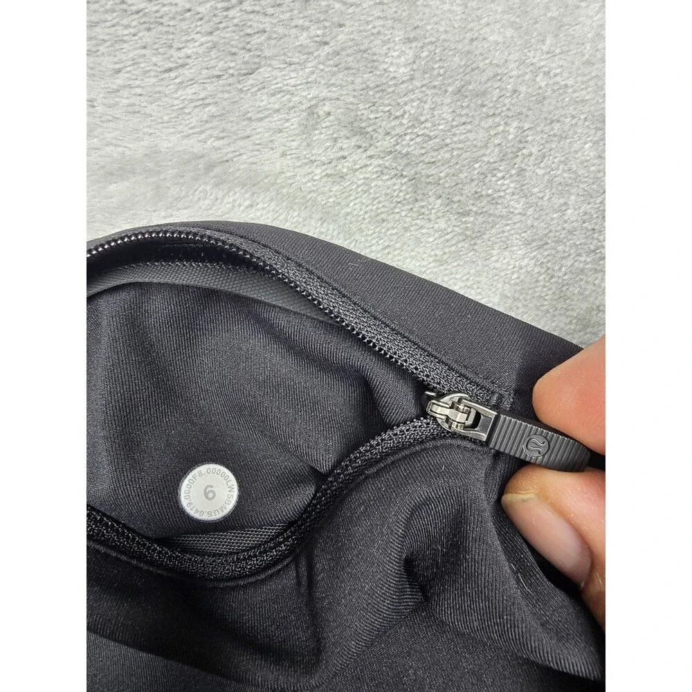 Lululemon Black Leggings Womens Size 6 Pockets Athletic Pants
